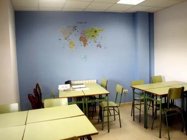 Aula da academia co mapa do mundo